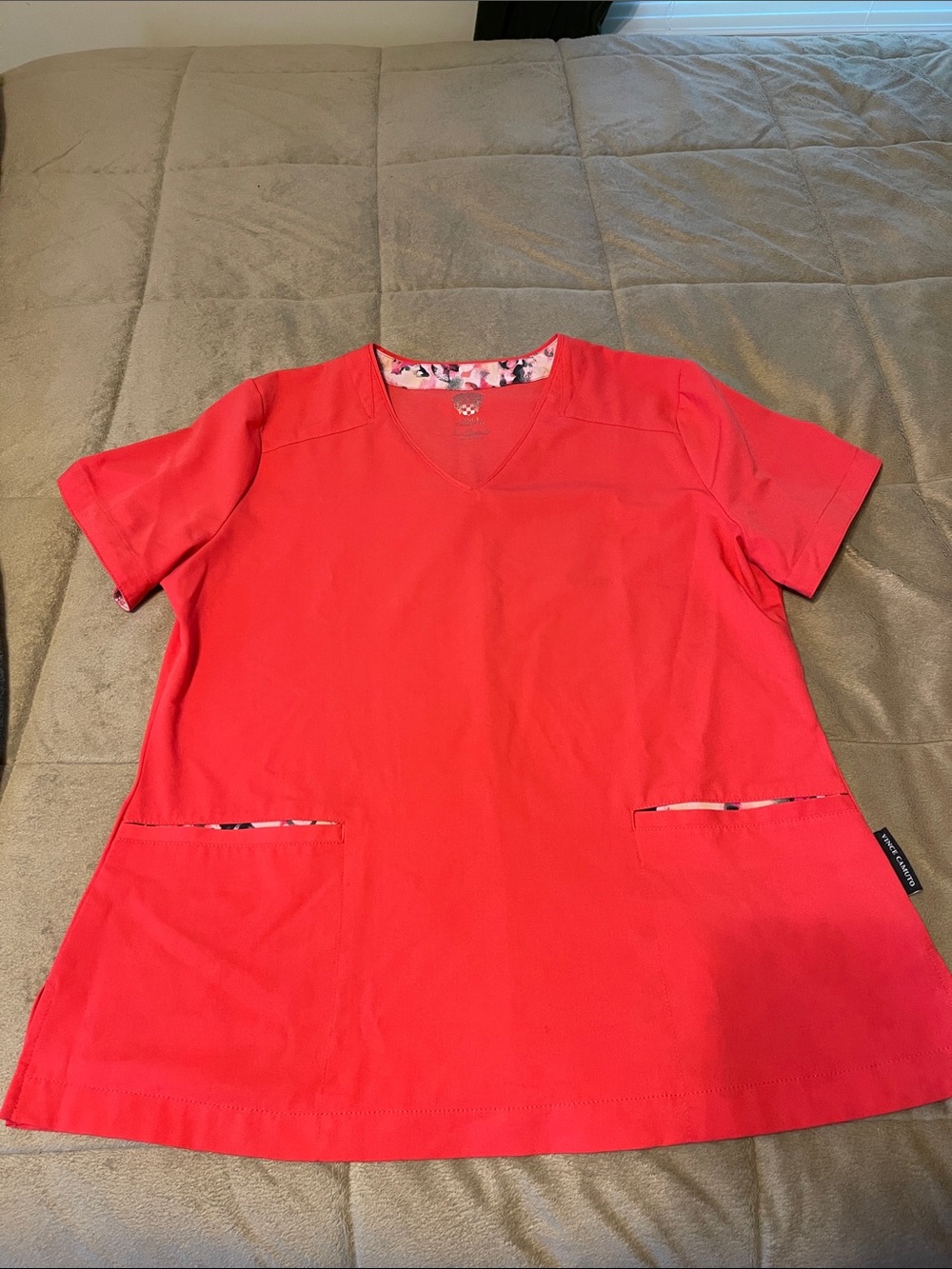 Vince Camuto V-Neck Scrub Top